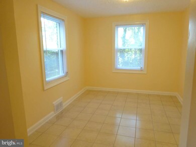 4232 Grant St NE, Washington, DC 20019 - photo 4