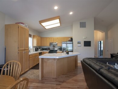 8877 Tobira Dr, Escondido, CA 92026 - photo 3