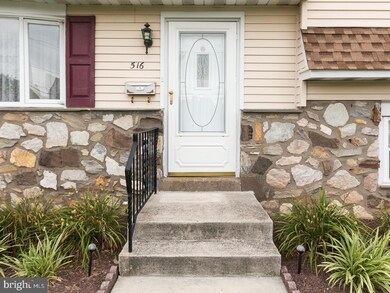 516 Penrose Ln, Warminster, PA 18974 - photo 2