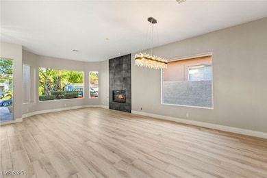 1605 Shadow Rock Dr, Las Vegas, NV 89117 - photo 7