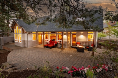 3307 NW Massey Dr, Bend, OR 97701 - photo 2