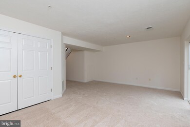 3045 Lost Creek Blvd, Laurel, MD 20724 - photo 6