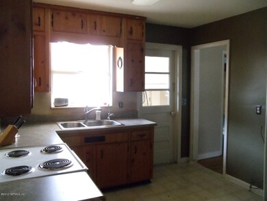 716 Antigua Rd, Jacksonville, FL 32216 - photo 7