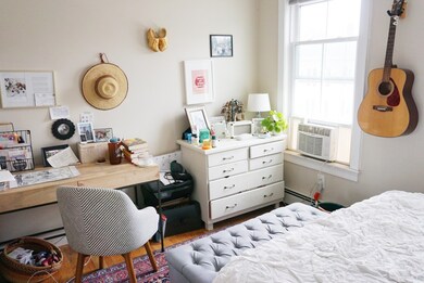 563 Cambridge St unit 3, Cambridge, MA 02141 - photo 2