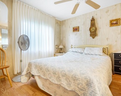 8517 SW 16th Place, Davie, FL 33324 - photo 7