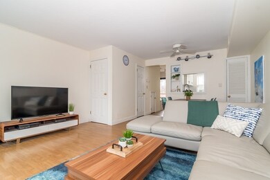 101 Windsor Dr unit 101, Framingham, MA 01701 - photo 5