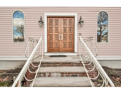 11 Ellery St, Gloucester, MA 01930 - photo 2