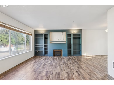 52866 NE 2nd St, Scappoose, OR 97056 - photo 3