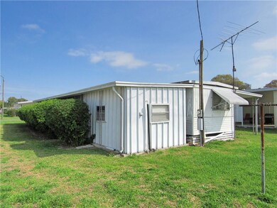 37314 Eileen Ave, Zephyrhills, FL 33542 - photo 3