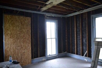 129 Division St, Elkhart, IN 46516 - photo 3