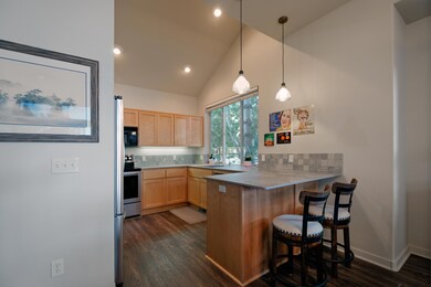 10566-Village-Loop-Drive-5