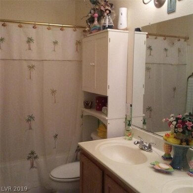 2682 Holy Cross Dr, Las Vegas, NV 89156 - photo 7