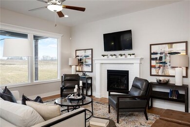 1300 SW Sapperton Rd, Lee's Summit, MO 64082 - photo 5