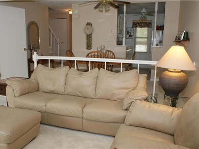 7435 Creekside Dr unit 6, Lansing, MI 48917 - photo 3