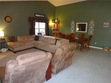 819 E Fleetwood Dr, Greensburg, IN 47240 - photo 6