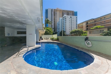 Rosalei Condominiums unit 1002, Honolulu, HI 96815 - photo 2