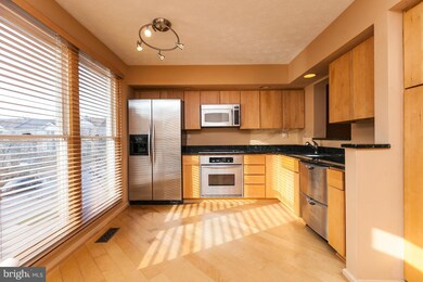 38 Championship Ct, Owings Mills, MD 21117 - photo 3