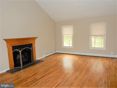 32 Powhatatan Way, Hackettstown, NJ 07840 - photo 4