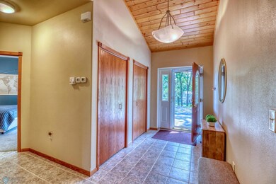 Entryway- high ceilings!