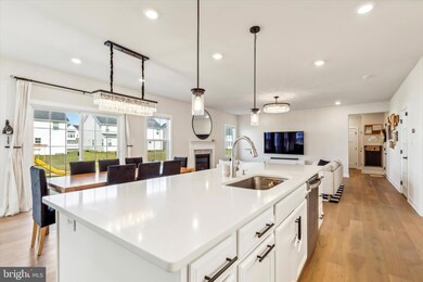 3306 Cora Ln, Hatfield, PA 19440 - photo 4