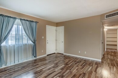 8131 E Jerome Ave-8