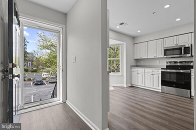 2484 Wentworth Dr, Crofton, MD 21114 - photo 2