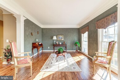 16629 Radcliffe Ln, Woodbridge, VA 22191 - photo 4