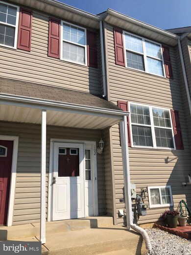 102 Wimbledon Ct, Bear, DE 19701 - photo 2