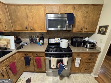 3418 Creek Valley Dr SE, Smyrna, GA 30082 - photo 3