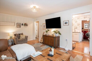 04-Living Room_ELI07108-HDR-Edit