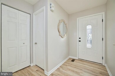 3034 Southern Elm Ct, Fairfax, VA 22031 - photo 3