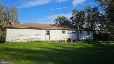 892 Old York Rd, East Windsor, NJ 08520 - photo 2