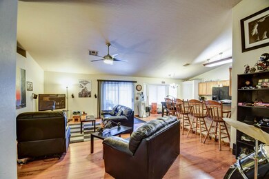 family room 3