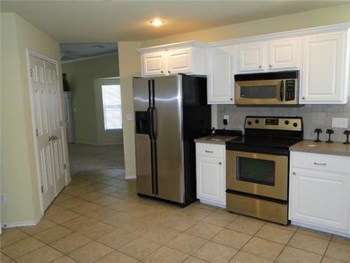 1923 Ridge Crest Dr, Shawnee, OK 74804 - photo 3