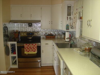 61054 Beardsley Ln, Cassopolis, MI 49031 - photo 7