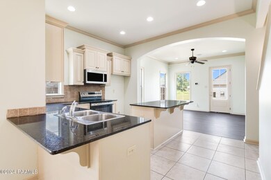 7-web-or-mls-115 Chimney Rock-2