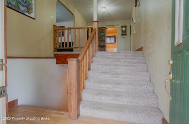 221 Main St S (9 of 21)