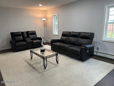 15 Murray Ave, North Adams, MA 01247 - photo 6