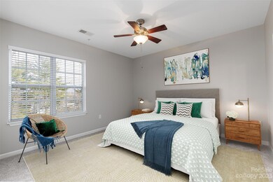 532 Appeldoorn Cir unit 532, Asheville, NC 28803 - photo 6