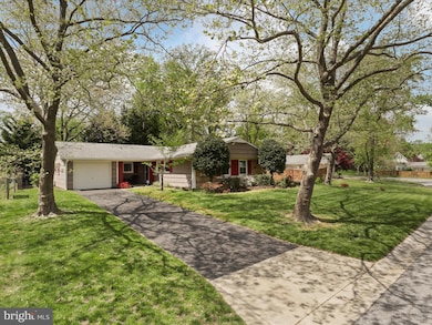 4426 Ockford Ln, Bowie, MD 20715 - photo 2