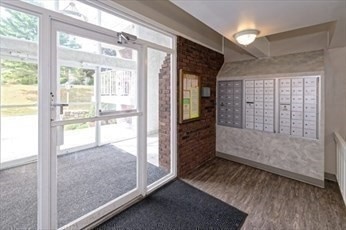 Crestwood Condominiums unit 14, Holliston, MA 01746 - photo 4