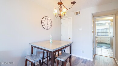 Penthouse Gardens T122-3204