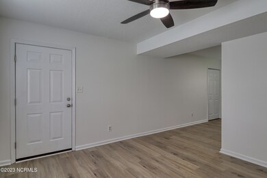 2318 Indian Dr unit B4, Jacksonville, NC 28546 - photo 5