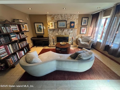 47 Vista Ave, Staten Island, NY 10304 - photo 5