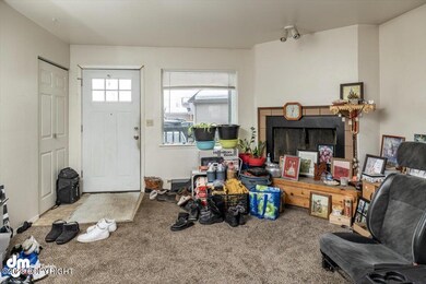 02-Unit 1 Living Room_DMD_9959