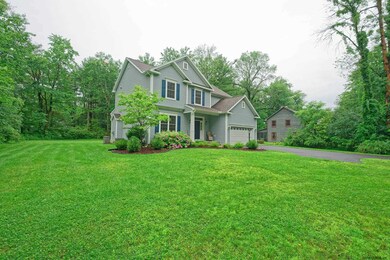 711 St Marks Ln, Schenectady, NY 12309 - photo 3