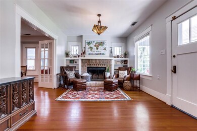 723 Huntley St, Dallas, TX 75214 - photo 4