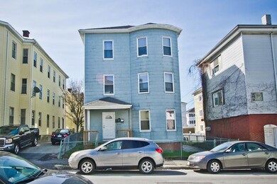 31 Suffield St, Worcester, MA 01610 - photo 2