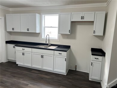 189 Gates St, Buffalo, NY 14212 - photo 4