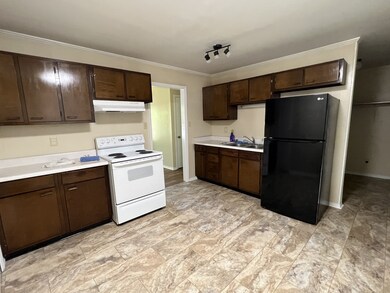 720 Hawthorne St, Hopkinsville, KY 42240 - photo 5